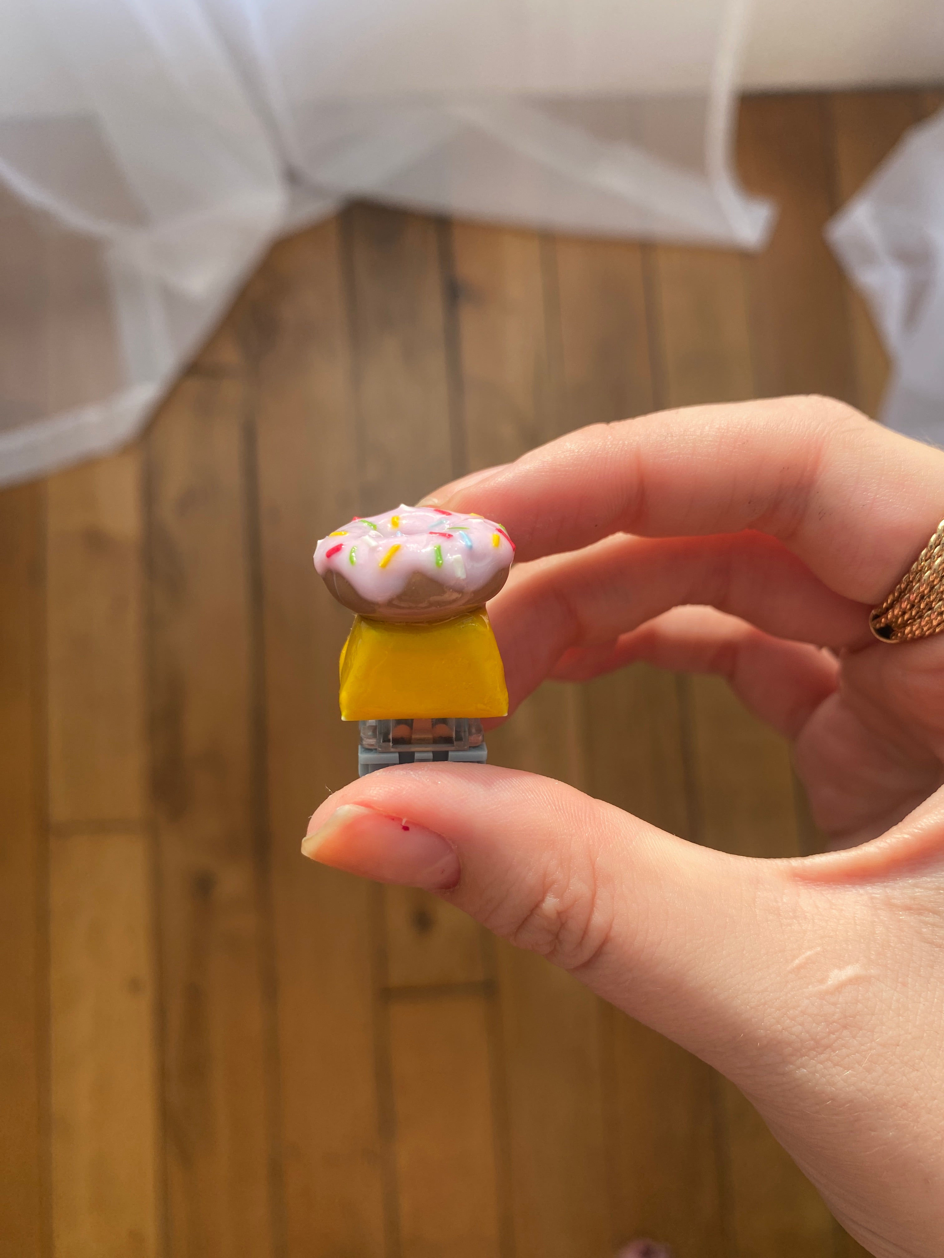 Simpsons Donut Keycap